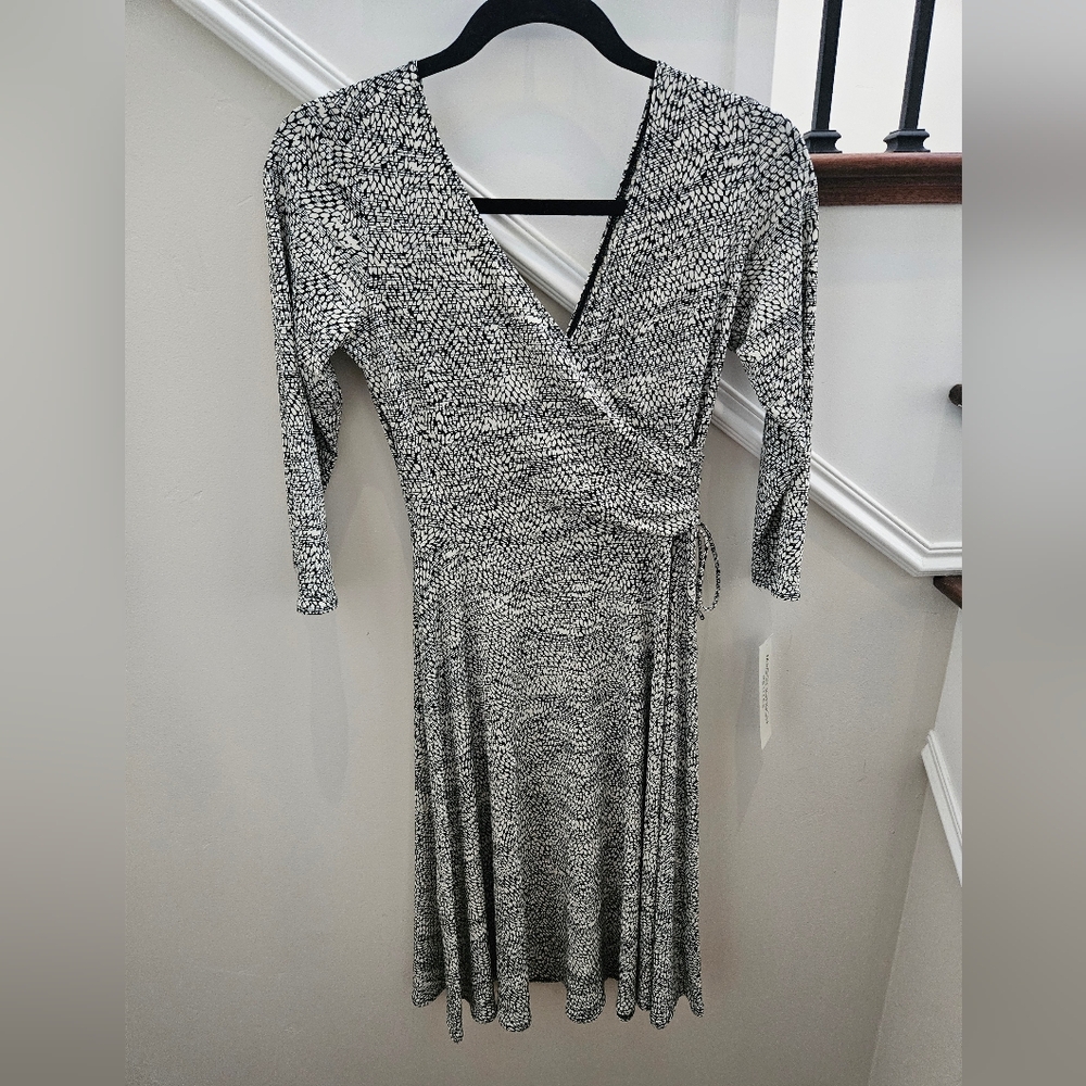 NEW! Maggy London Faux Wrap Dress